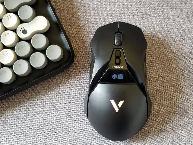 虹龙M902鼠标整体外观