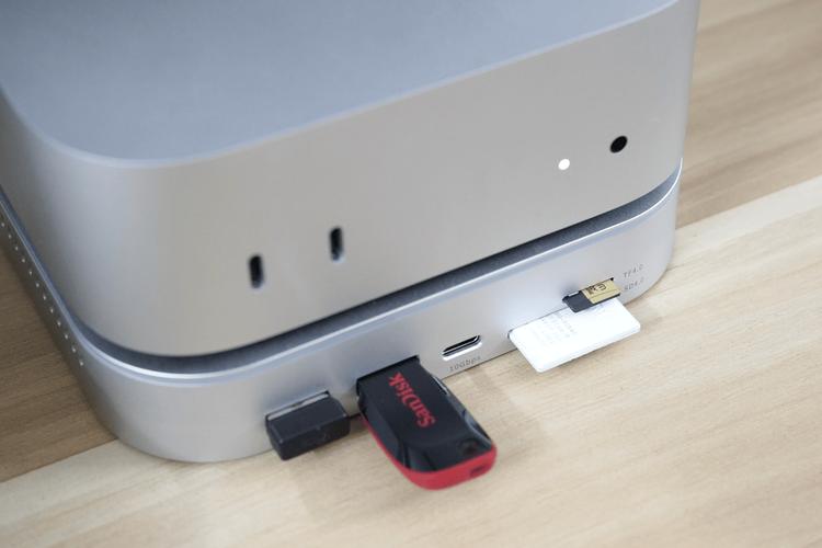 SSD 散热与温度监控