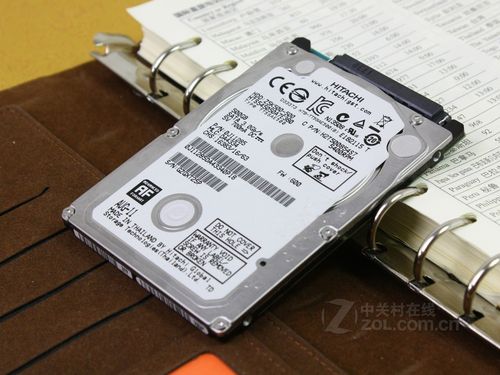 2.5英寸硬盘安装到笔记本内部