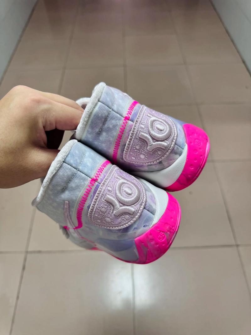 硬盘接口特写