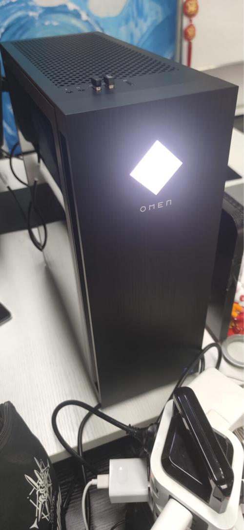 HP暗影精灵25i vs 联想R27q-30 深度对比:小屏电竞与大屏2K的抉择