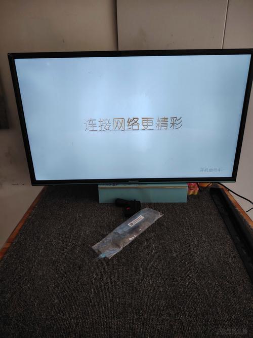 显示器散热孔细节