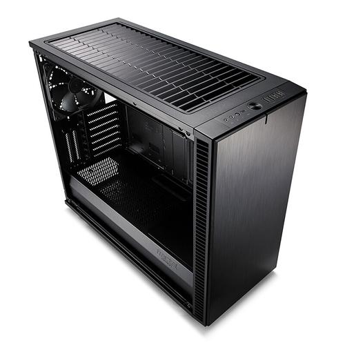 黑色 PC 机箱正面细节