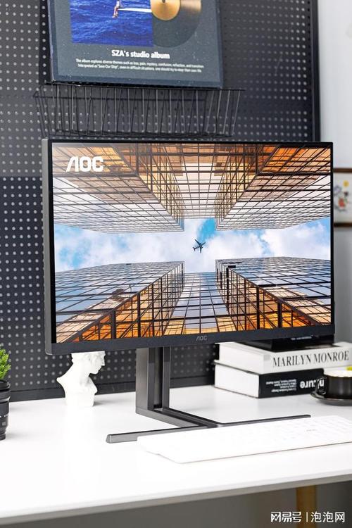 AOC K27U3显示器正面外观