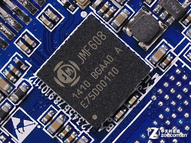 SSD temperature and cooling test