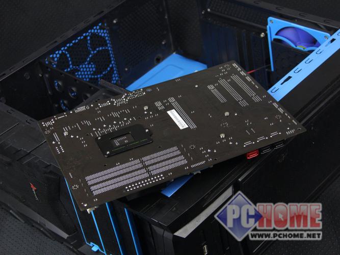 七彩虹战斧C.Z77K V21散热设计