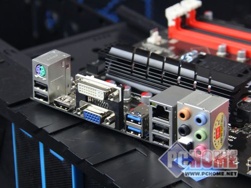 七彩虹战斧C.Z77K V21芯片组与接口