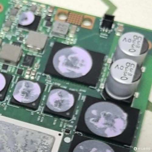高性能存储设备