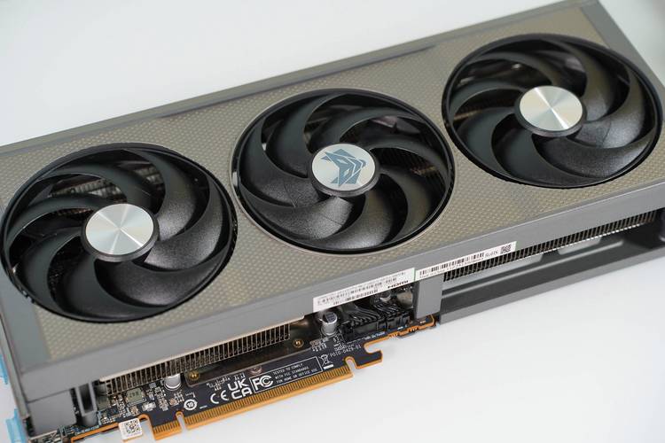 蓝宝石NITRO+氮动 RX 9060 XT OC 16G D6深度评测:16GB大显存与强劲性能的完美结合