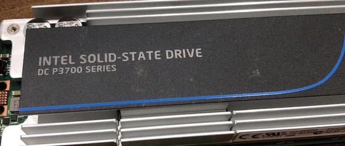 Intel DC P3700 购买建议