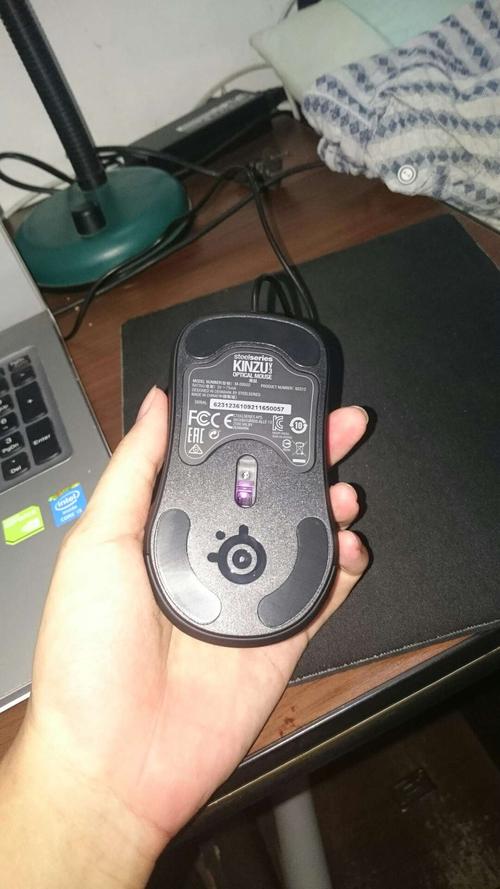 鼠标传感器和微动示意图