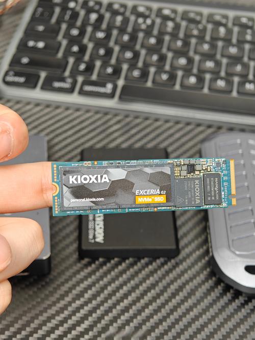 企业级 SSD 安装部署