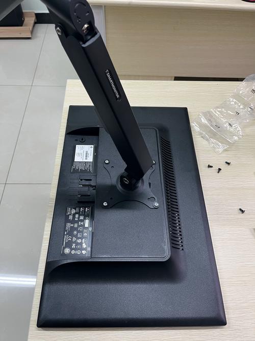 itc T2438W 24英寸IPS显示器评测:商务办公的高性价比之选