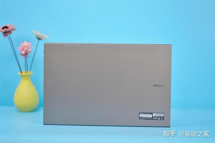 INNOCN Q1U 核心规格与接口展示