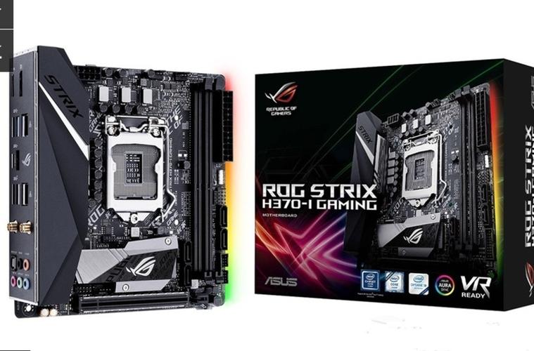 华硕ROG STRIX Z270I Gaming接口特写