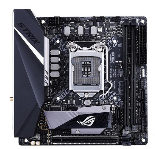 华硕ROG STRIX Z270I Gaming主板整体外观