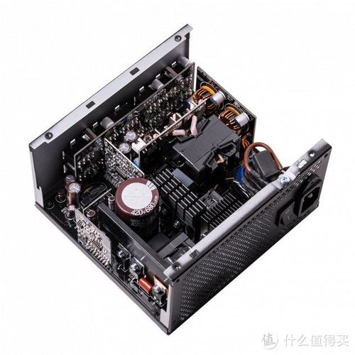 威刚XPG Core Reactor 650 Gold vs 金河田战刀780 深度对比