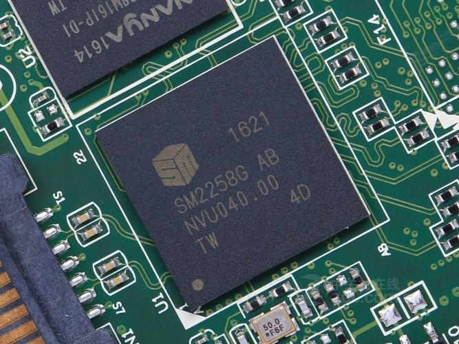 威刚SU800 SATA3 128GB固态硬盘评测：3D NAND加持的性价比之选