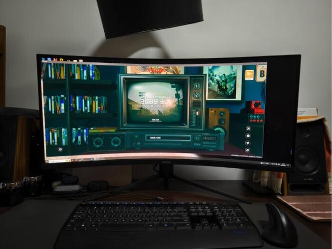 Gaming PC with cooling fans