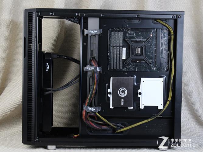 Fractal Design Define R5 水冷安装