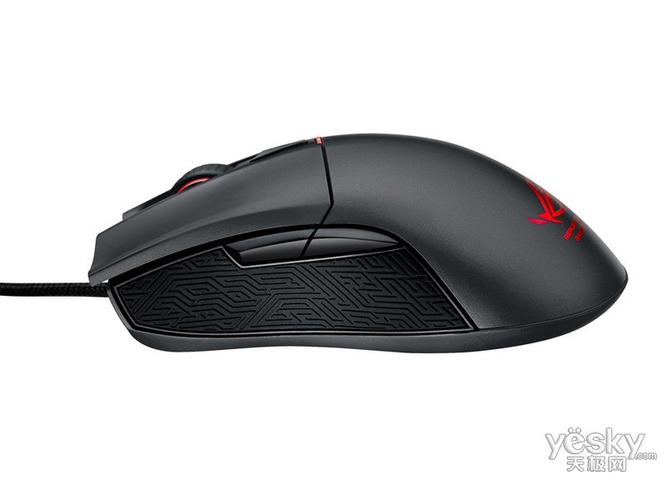 Wired gaming mouse on desk during extended use