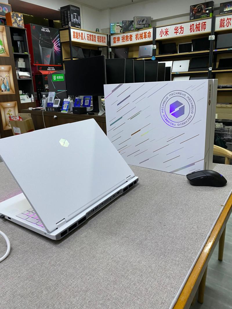 游戏鼠标桌面使用表现