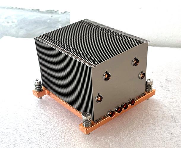 Computer fan and heatsink