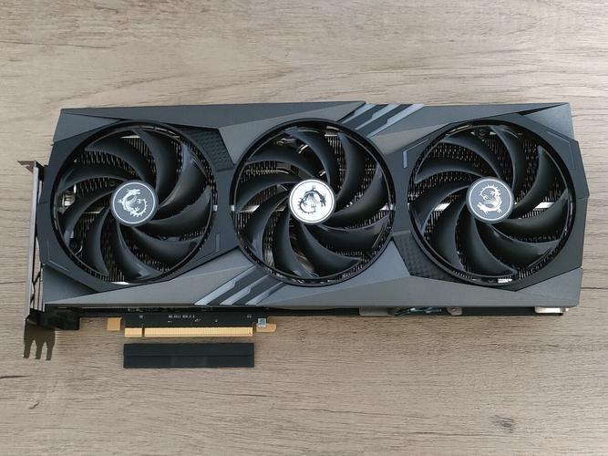 微星RTX 4080 GAMING X TRIO深度评测:4K游戏新霸主
