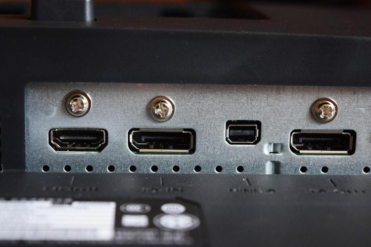 Monitor power cable and setup
