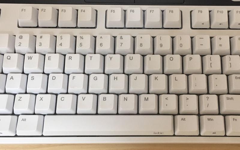 使用键盘打字