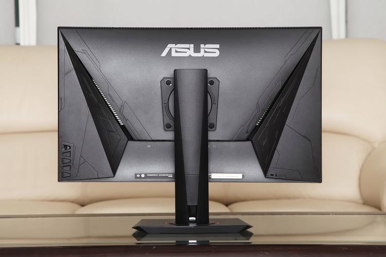 PC setup with monitor heat management