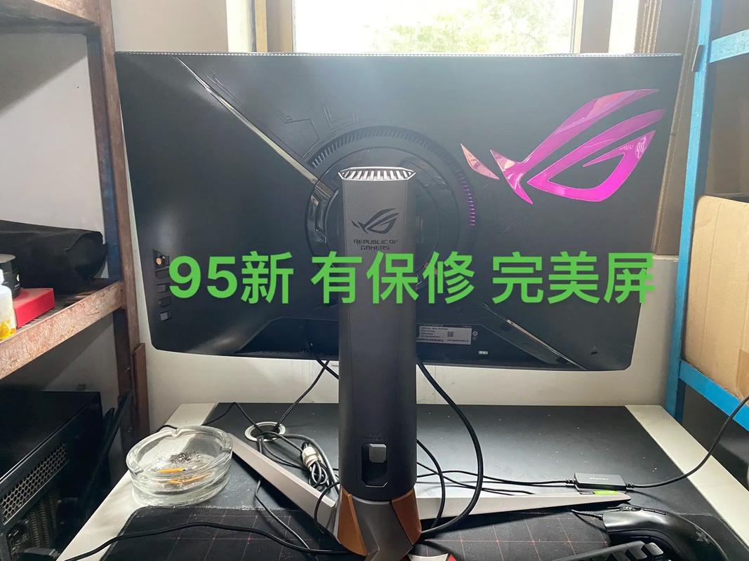 电竞显示器接口特写