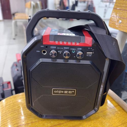 爱歌S16 vs 惠威D1080MKII+ 深度对比：户外便携 vs 桌面HiFi