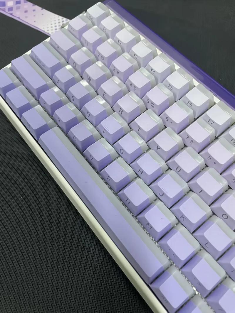 狼蛛Hero 84 HE键盘细节