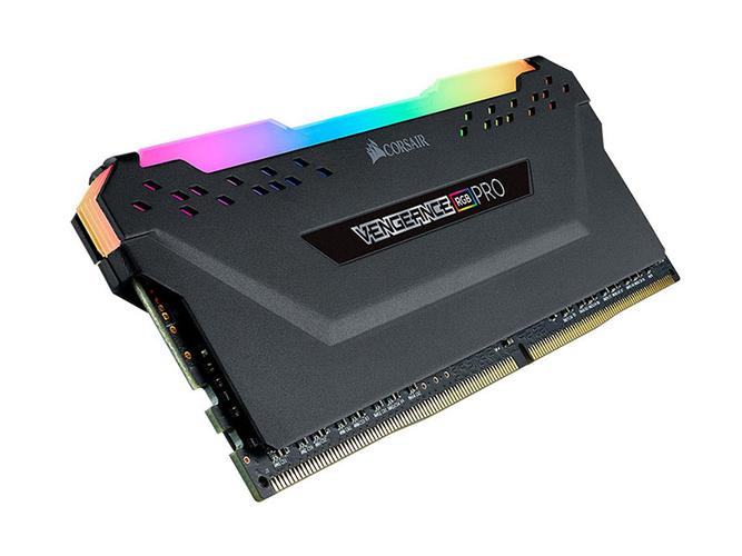 海盗船复仇者RGB PRO内存外观设计