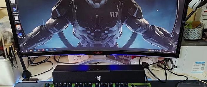 Razer 利维坦巨兽 迷你：小身材大能量，便携游戏音箱新标杆