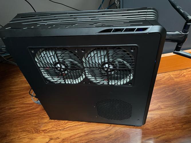 PC case cooling fan setup