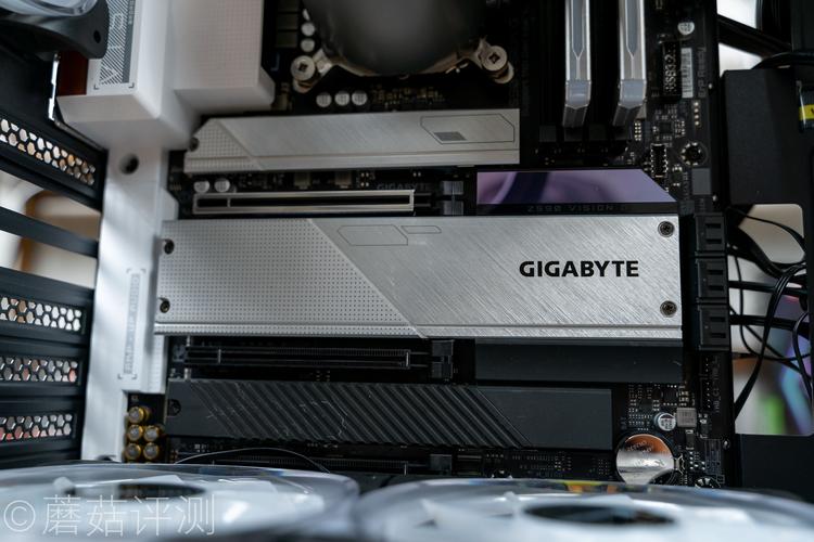 技嘉Z590 VISION G主板装机效果