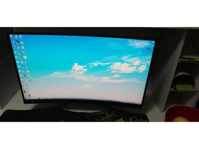 飞利浦325M8C背部接口