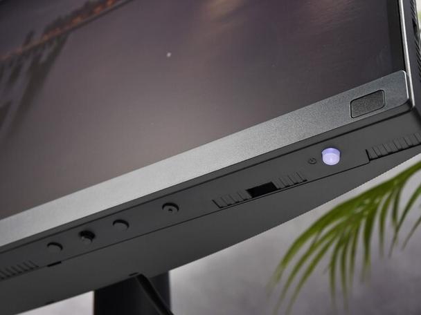明基SW272U色域覆盖示意图