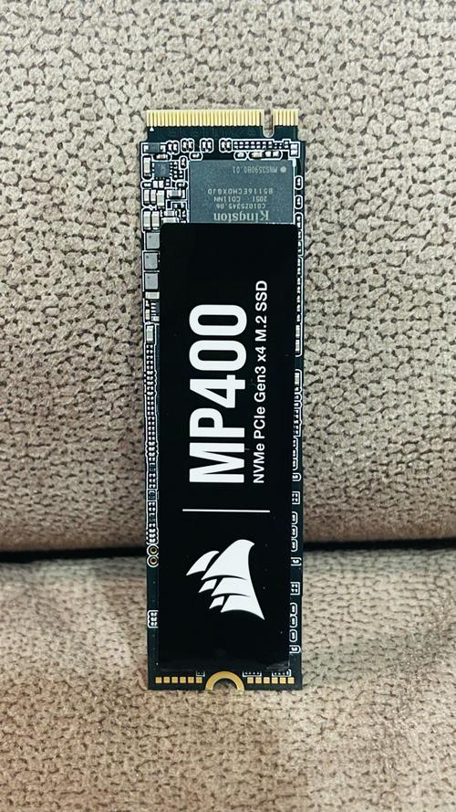 海盗船 MP400 SSD 外观细节