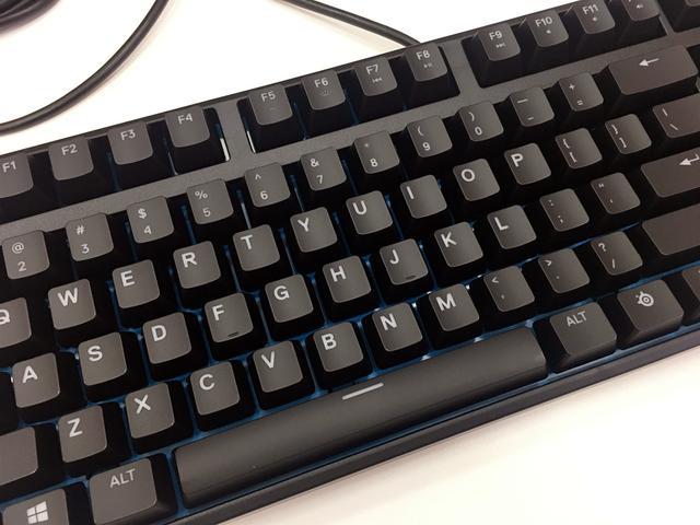 DSFY M500 vs 标王黑标王鼠+标王X6蓝光+3000耳机 深度对比