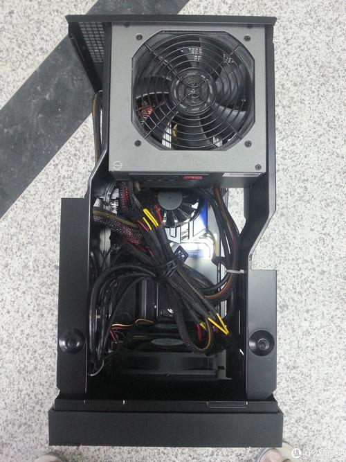 完整PC主机电源安装