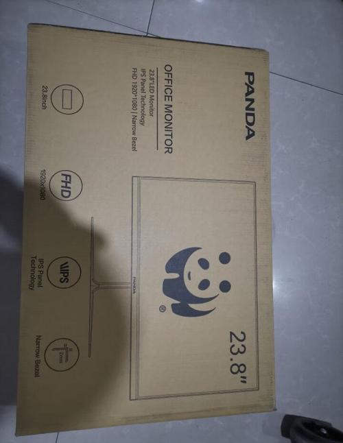 黑色电竞显示器桌面摆放