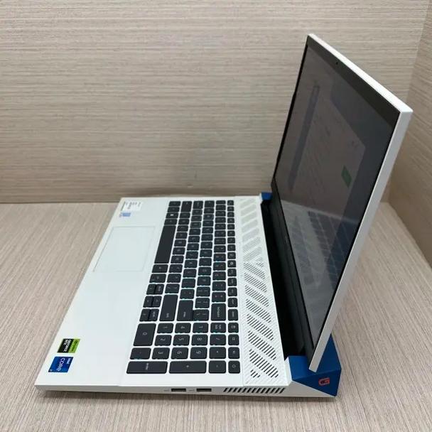 多显示器办公生产力