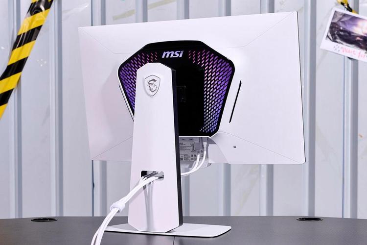 显示器散热系统