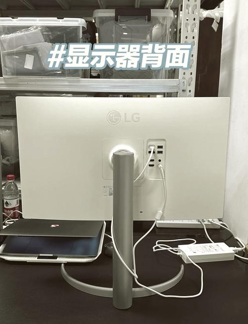 4K显示器屏幕显示效果
