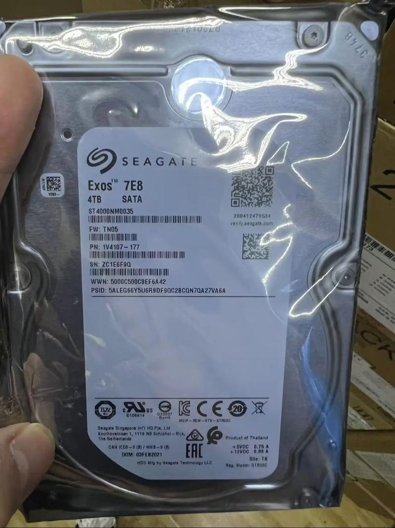 散热风扇与硬盘