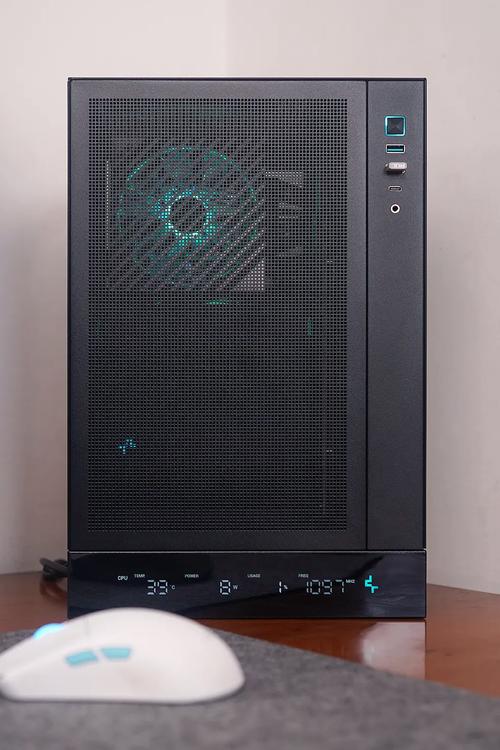 Computer hardware components and ports