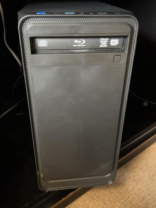 游戏帝国 GAMEMAX 6503-RGB 微型ATX机箱深度评测：小巧设计与RGB灯效的完美结合